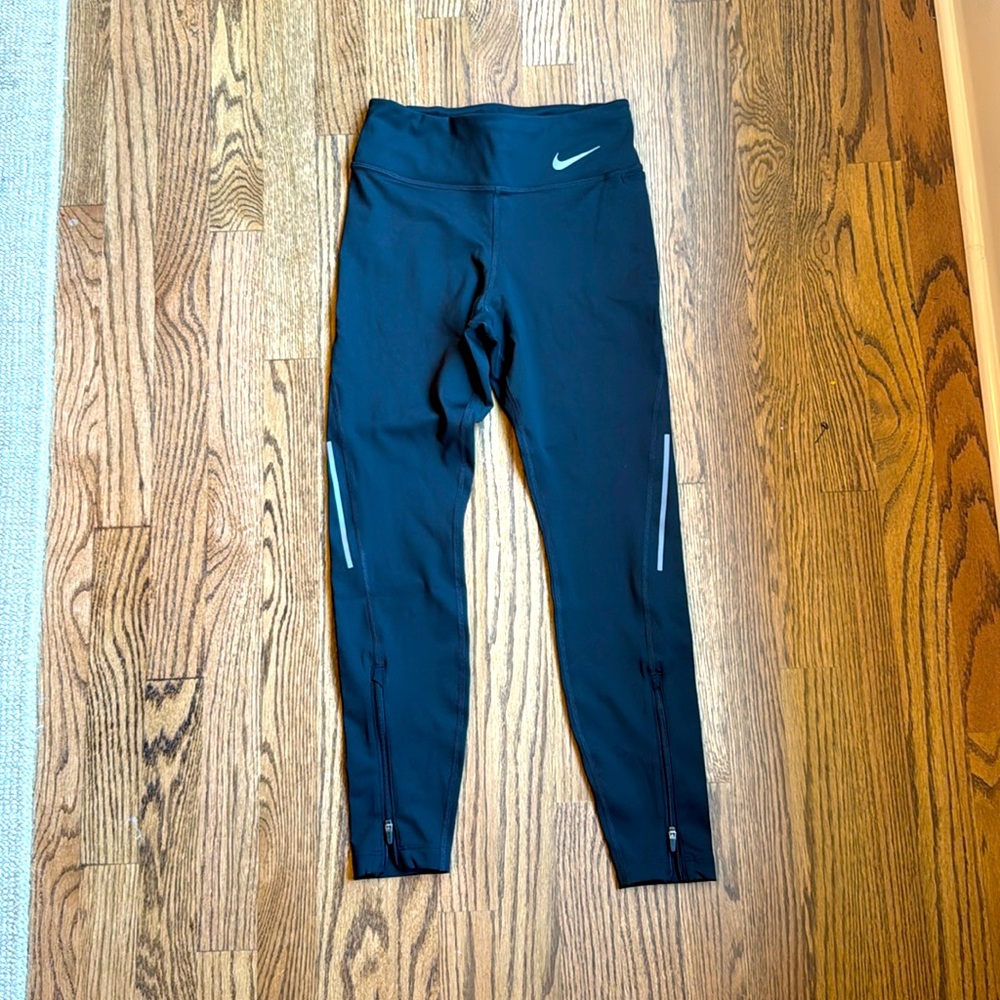 Nike leggings  in black